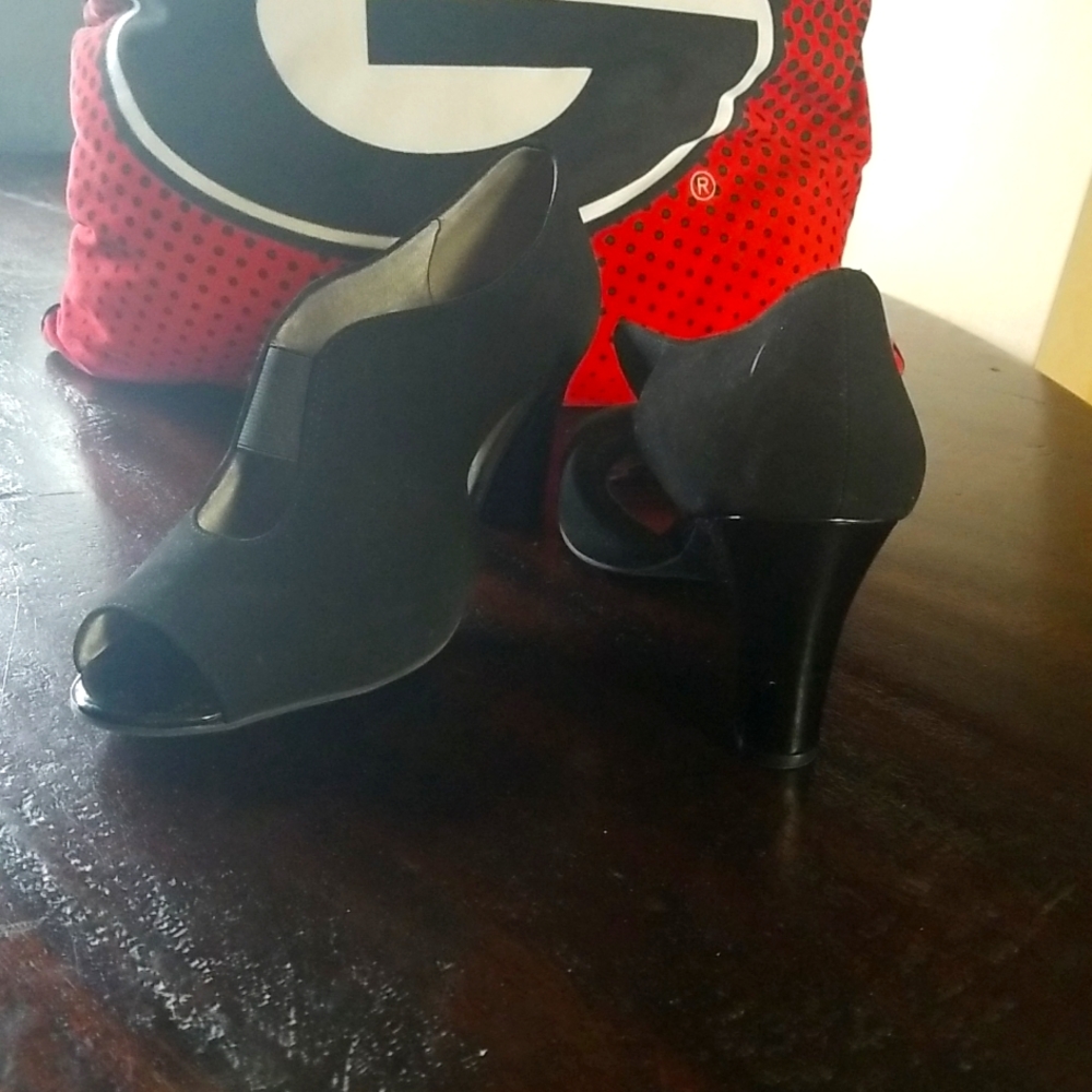 Comfy heels